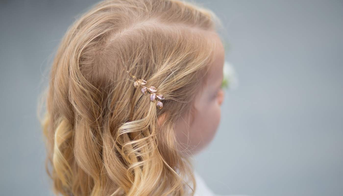 Adorable Flower Girl Hairstyles That Shine in Every Wedding Photo