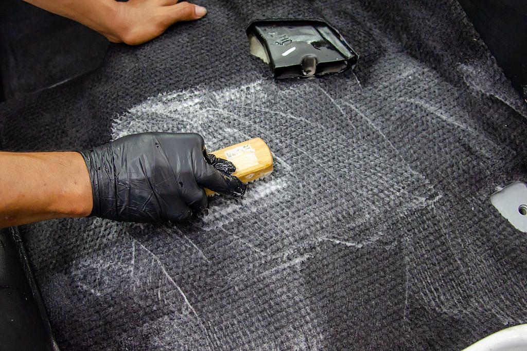 How to Spot the Best Car Carpet Cleaning Services in Baltimore
