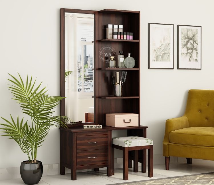 Finding Your Reflection: A Personal Journey to the Perfect Dressing Table