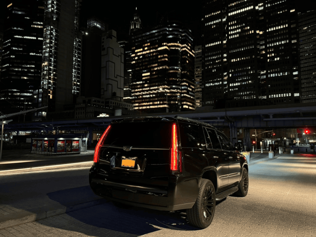 Stress-Free Airport Transfers: Why It’s Worth Going First Class