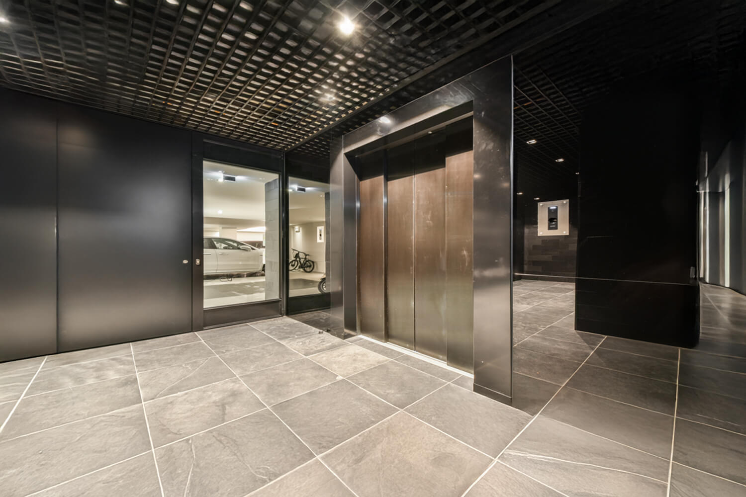 Beyond Up and Down: The Rise of Multi-Directional and Space-Saving Elevators Reshaping Urban Archite