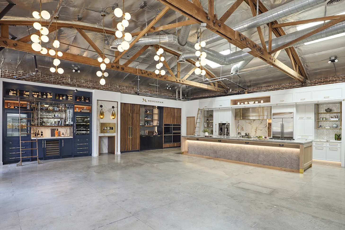 Best Pasadena Kitchen Showroom for Custom Kitchen Remodels