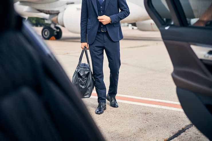 Smooth & Easy: Your Guide to Airport Transfers in Chicago