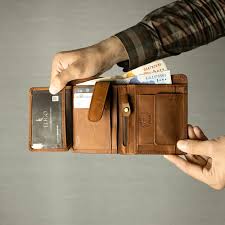 Handcrafted Leather Wallets for Modern Men | Eligo Leather Store