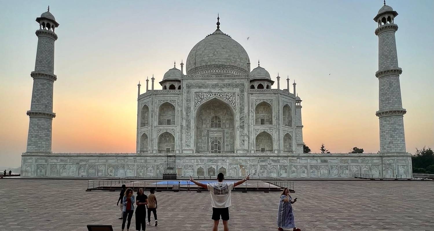 Classic North India Tour – A Timeless Journey Through Culture, Heritage & Spirituality