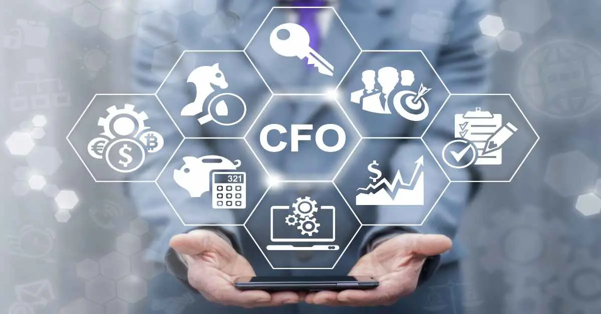 Harnessing Technology for Finance Excellence: The Role of AI and Analytics in CFO Operations