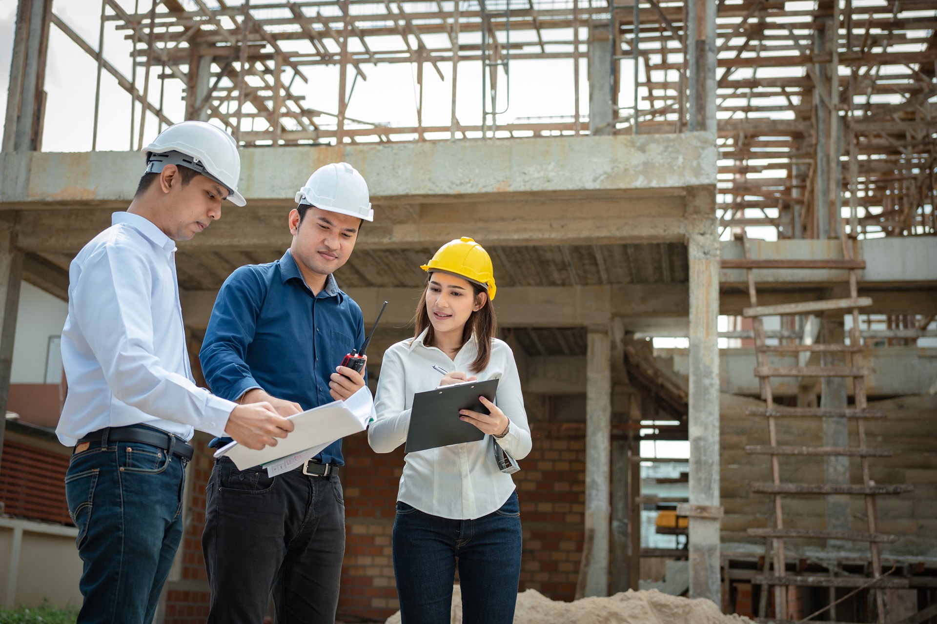Understanding Building Inspection Reports: Terms, Red Flags & Next Steps