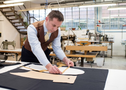 Best Tailor in Bangkok: A Bespoke Suit Journey with Louis Collections Bangkok