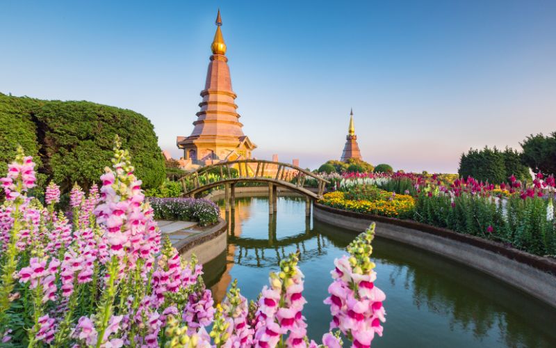 10 Must-Visit Places in Thailand for UAE Tourists