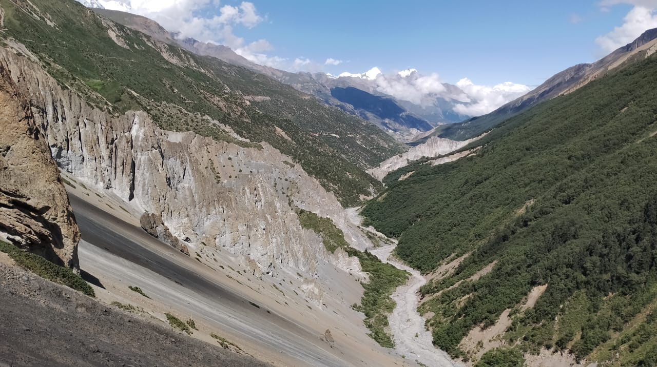 How to Crush Annapurna Altitude Sickness With Practical Prep