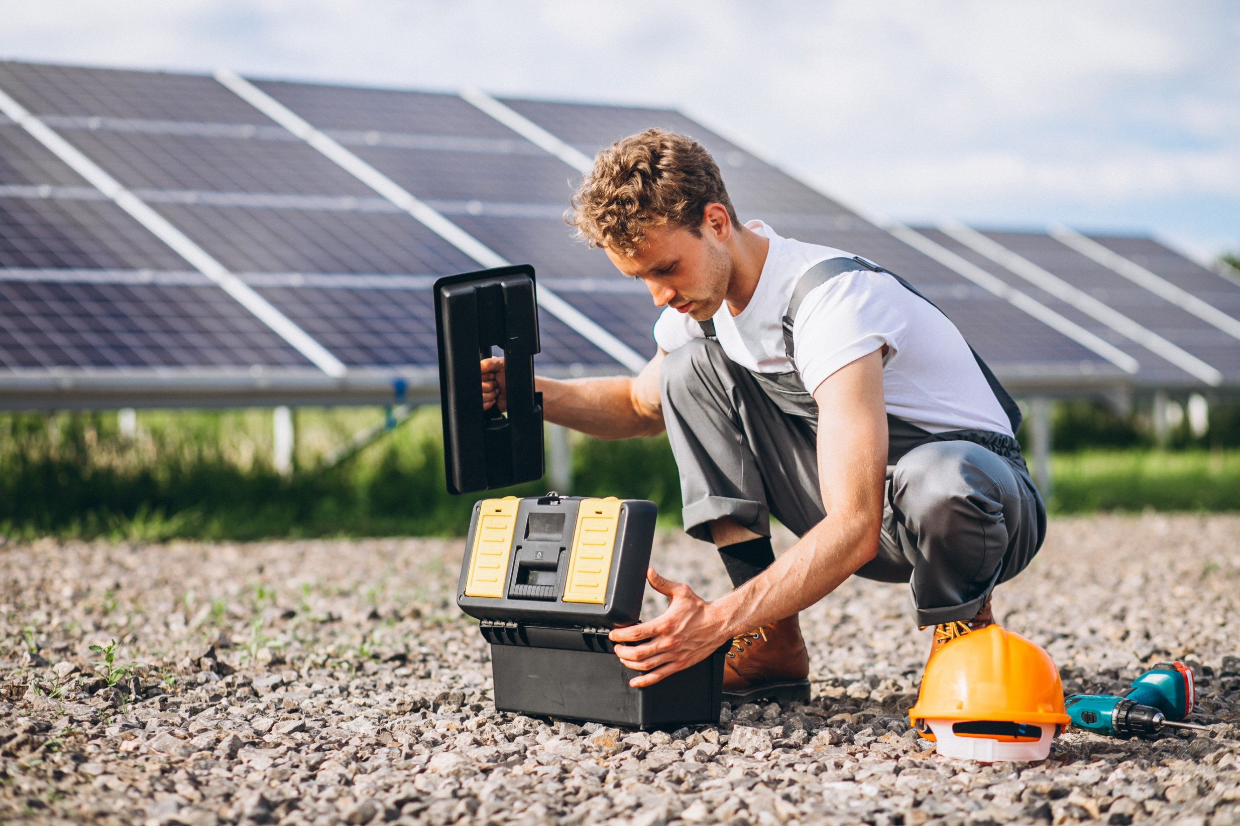 Reliable Solar Panel Maintenance Services