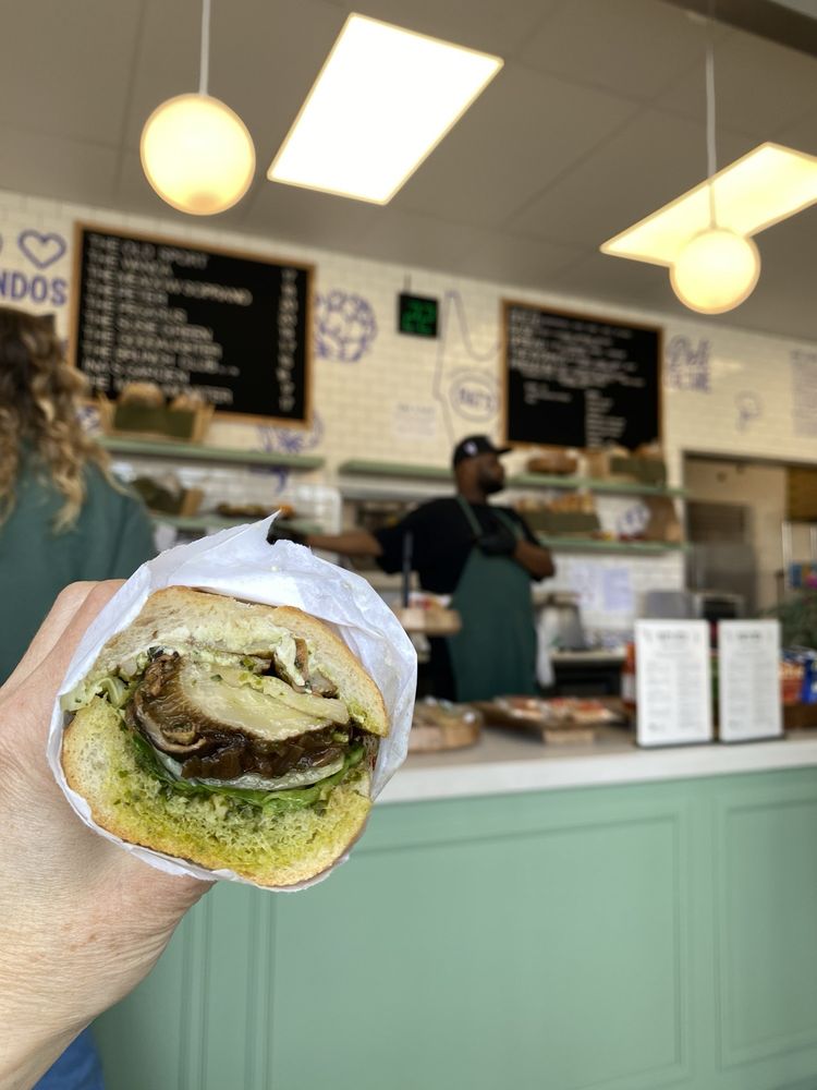 5 Health Benefits of Eating Vegan Food