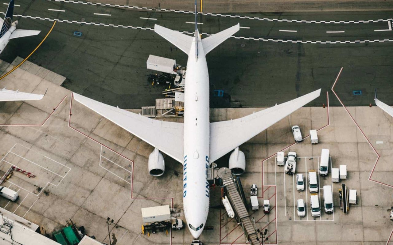 How to Choose Reliable Airport Transportation for Stress-Free Travel
