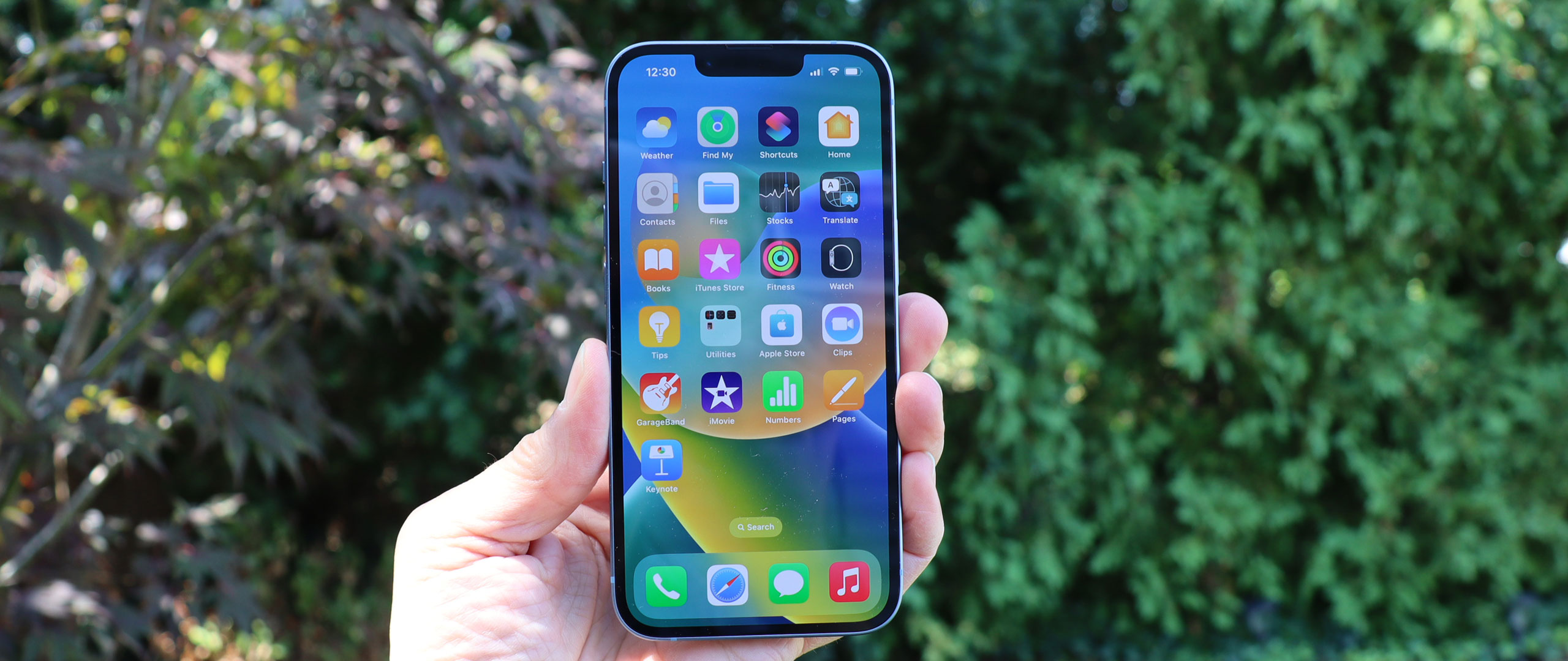 Apple iPhone 14 - Easy Guide for Everyone