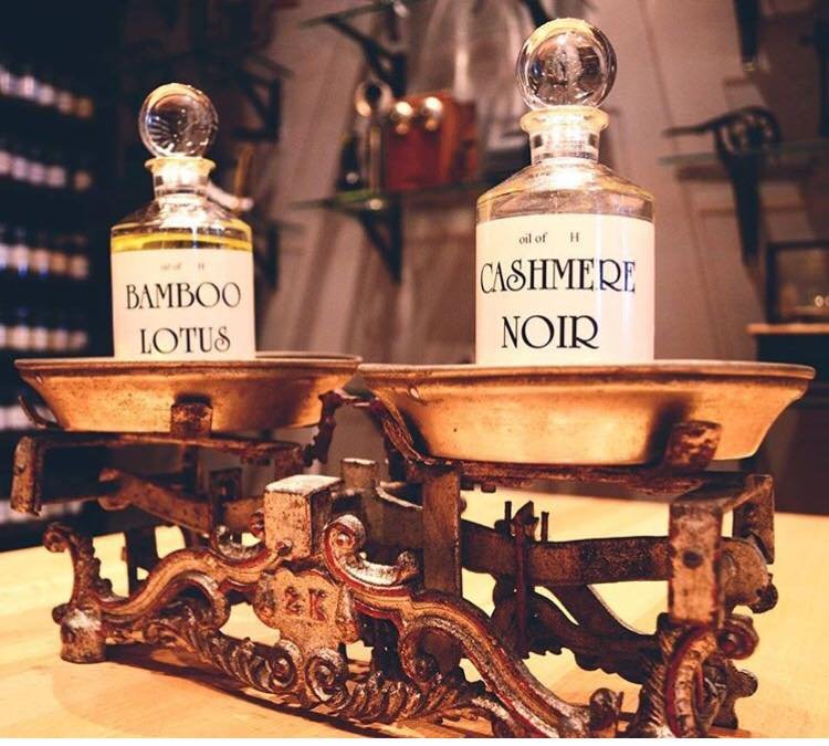 Discovering the Unique Benefits of Fragrance Oils for Men in the USA