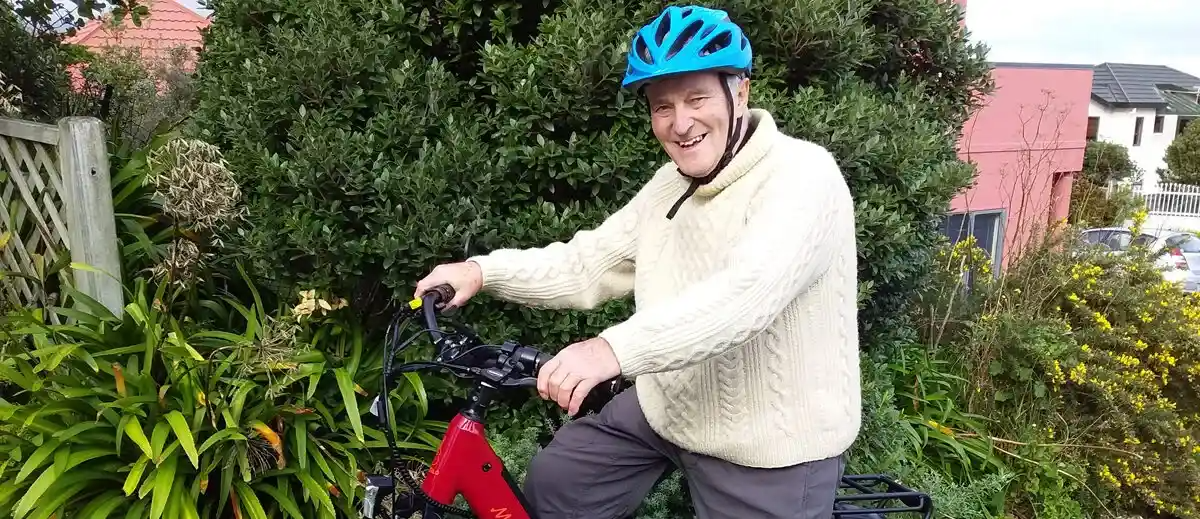 Top Lightweight Electric Bikes for Seniors with Balance & Comfort in 2025