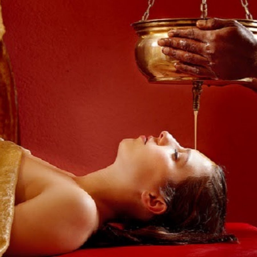 How Dhanyamla Dhara Treatment Helps in Detoxification Naturally