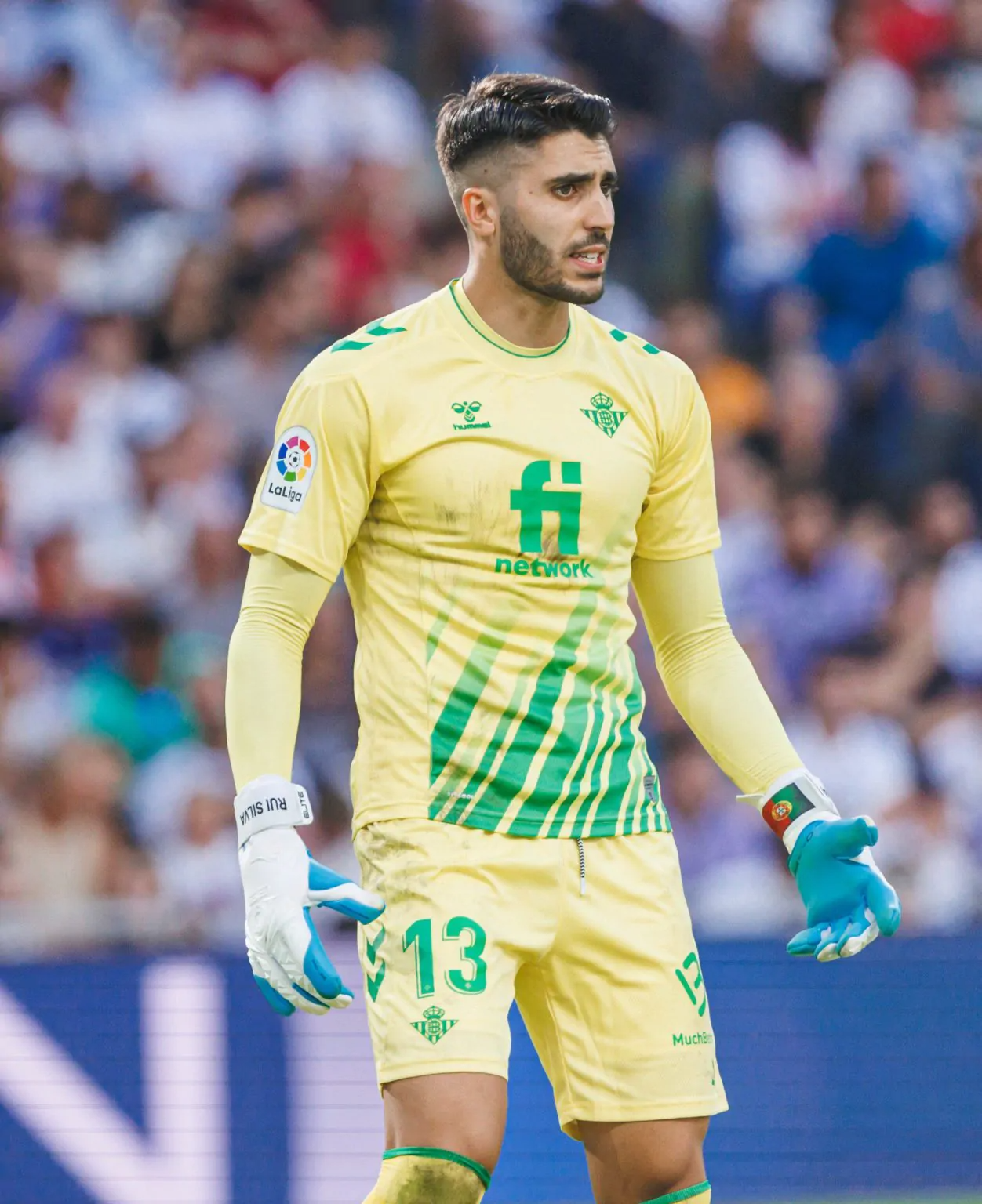 Keeper Gloves Soccer – Built for Command and Control