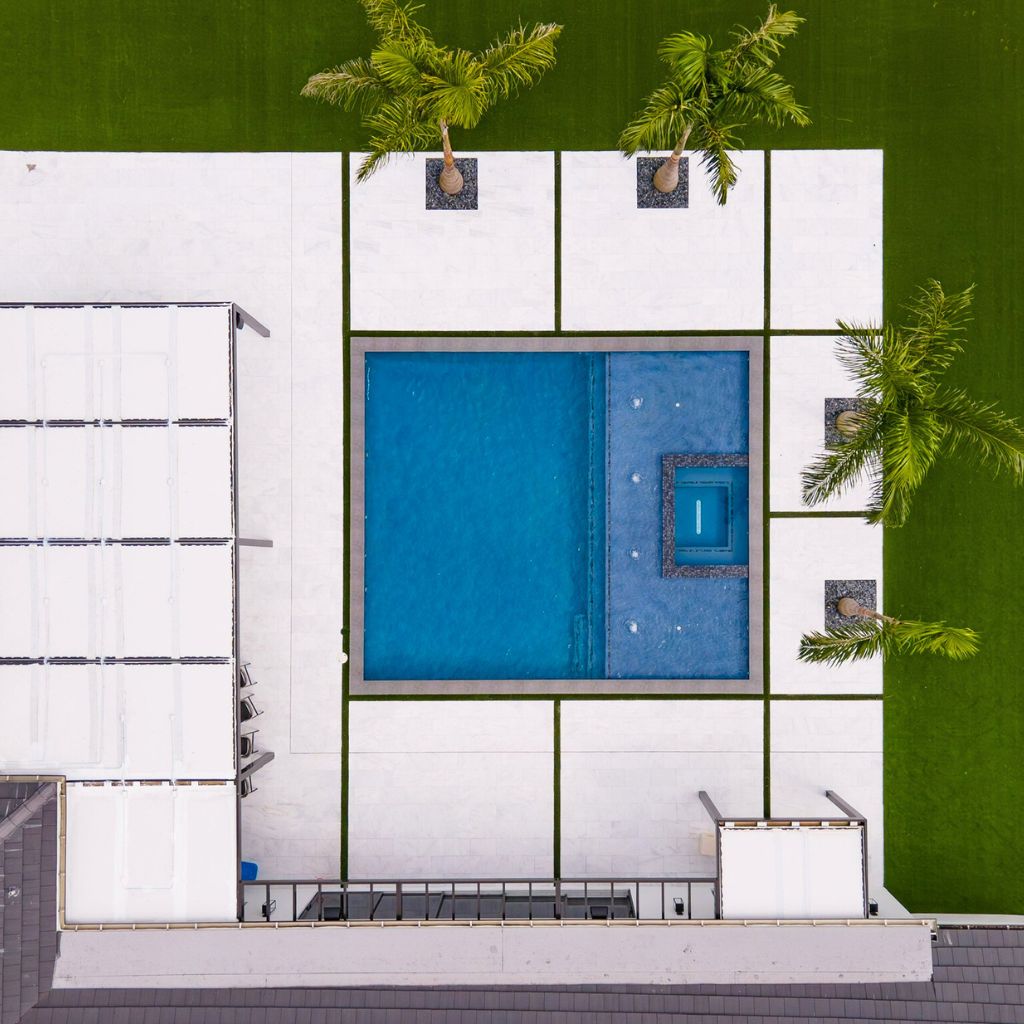 Discover the Best Pool Builders in Jupiter FL – Bring Your Backyard Vision to Life