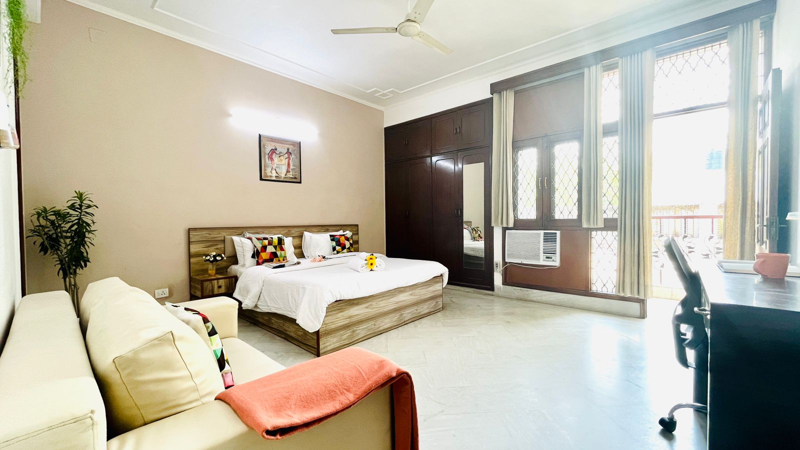 Best Serviced Apartments in Gurgaon for a Comfortable Long Stay