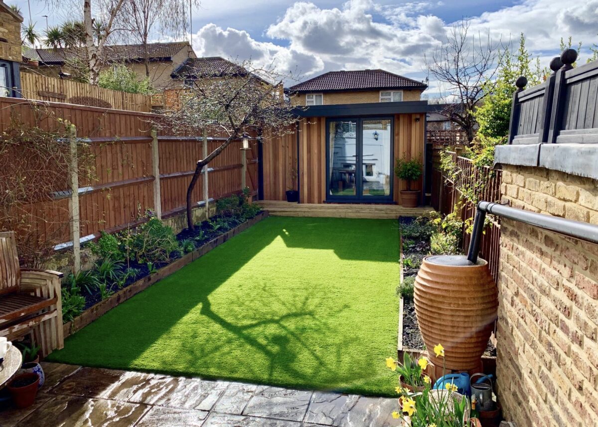 Top Artificial Grass Contractors for Installation in Dundalk