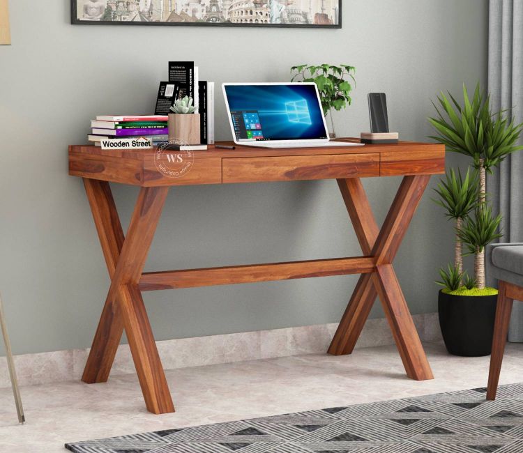 Benefits of Using an Ergonomic Computer Table Daily