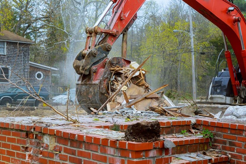 How to Remove Construction Debris in Philadelphia
