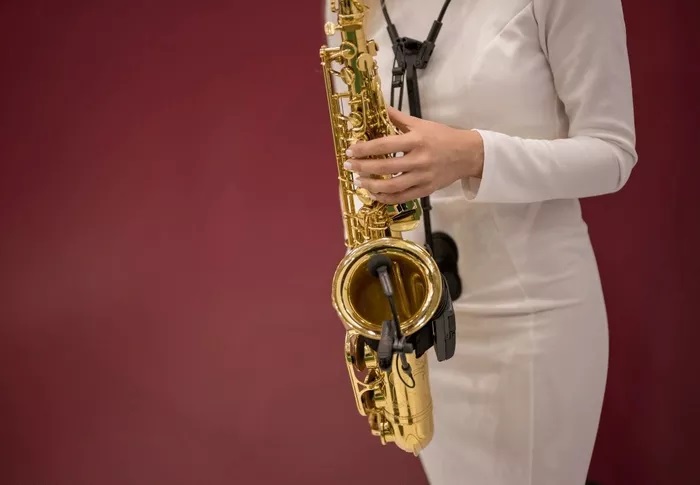 How Does the Saxophone Produce Sound? A Detailed Exploration