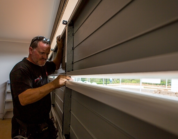 How to Tell If You Need Garage Door Replacement or Just a Repair