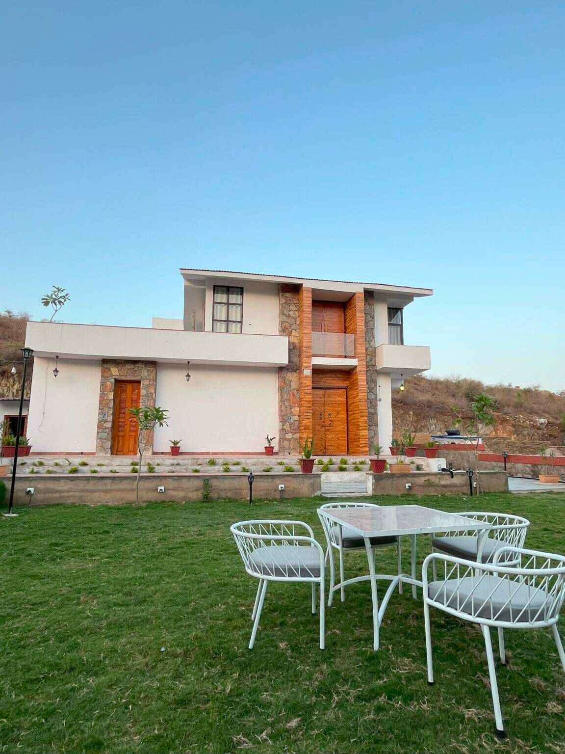 Best Luxury Villa in Udaipur for a Lavish Vacation Experience