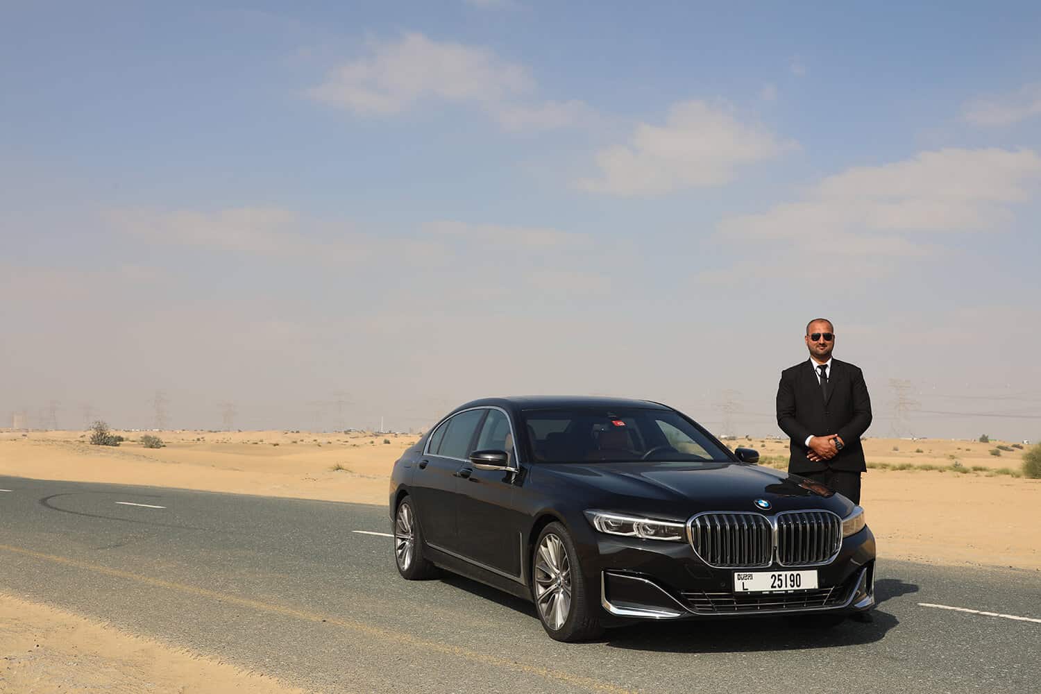 Comfortable and Exclusive Journey in Dubai: Book our Limo Service