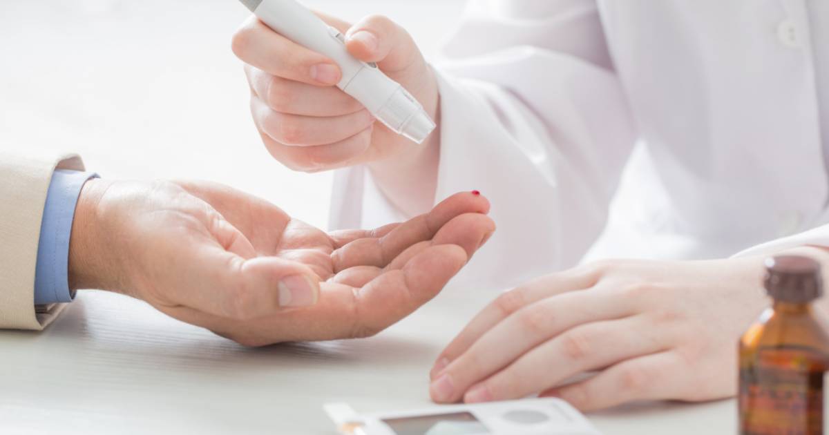 The Role of a Diabetologist in Weight Loss and Chronic Disease Management – AFYA CARE’s Medical Appr