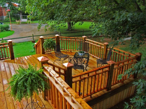 Decks and Fences in Burlington: What to Consider Before Starting Your Outdoor Project