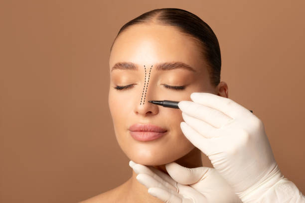 كيف تؤثر عملية تجميل الأنف على شكل الأنف والغلاف الخارجي؟