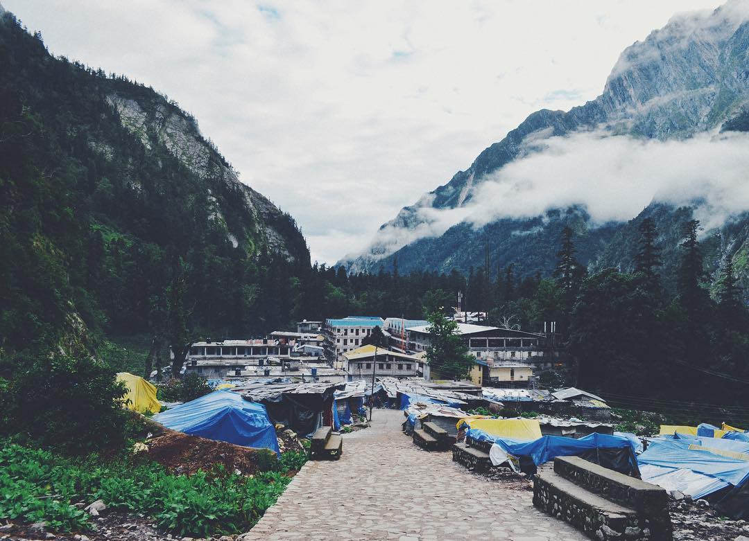 Why Ghangaria is a Must-Stop on Your Uttarakhand Trekking Journey