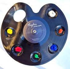 Eco-Friendly Painter Palette – Made from Upcycled Records