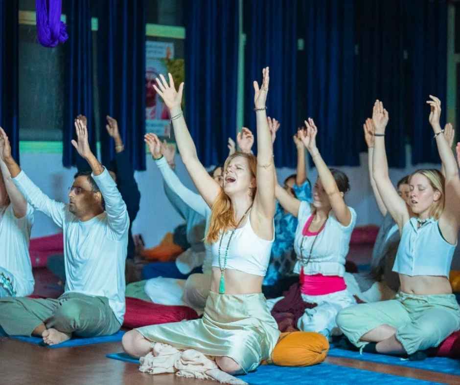 Yoga Poses to Improve Circulation and Blood Flow