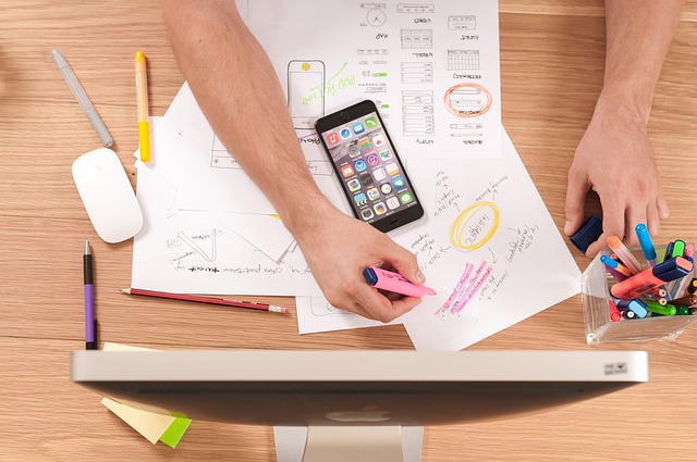 Outsourced IT Managed Services vs. In-House IT: Pros And Cons