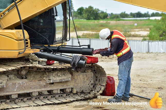 Excavator and Tractor Maintenance Checklist: How to Prevent Costly Repairs and Maximize Performance
