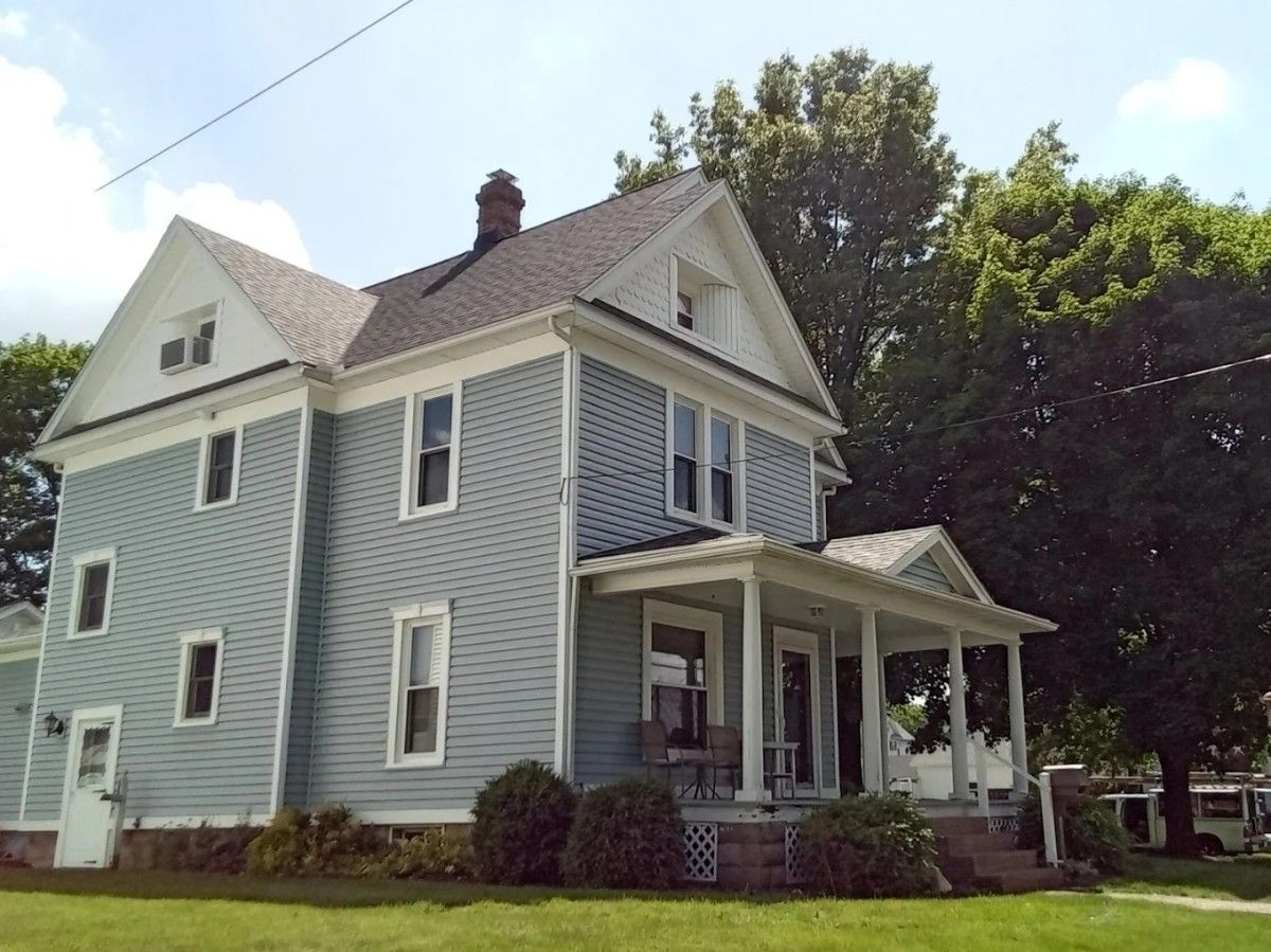 Vinyl Siding vs. Fiber Cement: Which Is the Better Fit for Ohio Homes?