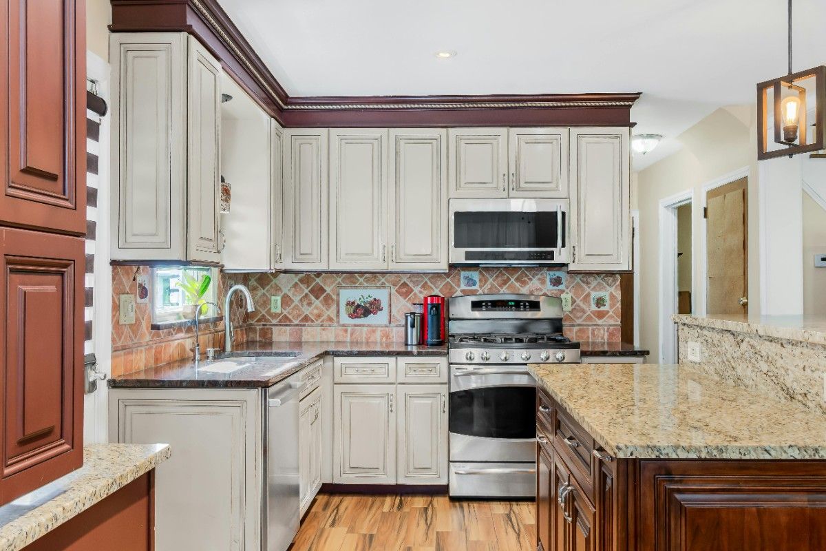 Kitchen Remodel Timeline in Pinellas County, FL: A Week-by-Week Breakdown So You Know Exactly What t