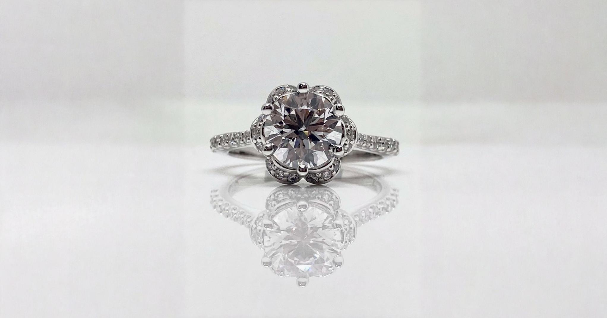 Lab-Grown vs. Natural Diamond Engagement Rings in Cincinnati, OH: An Honest Comparison for Local Cou