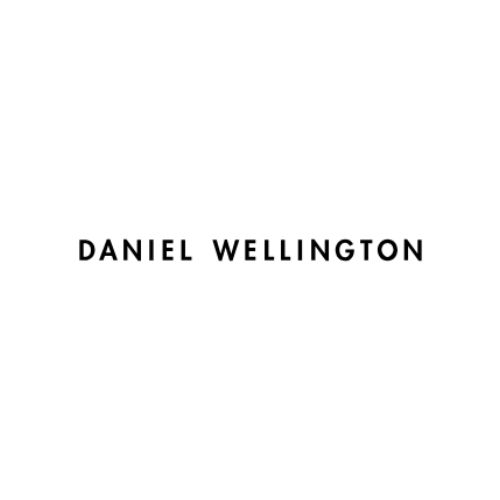 How to Wear a Daniel Wellington Bracelet with Your Watch