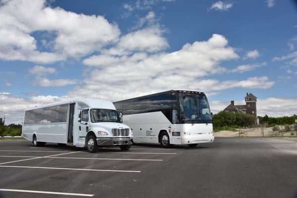 New York Charter Bus Rental for Exploring Midtown Manhattan Attractions