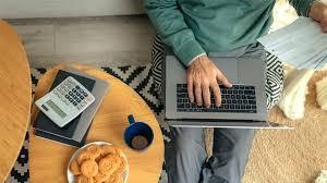 Digital Banking for Seniors: Overcoming the Tech Barrier for Better Returns  