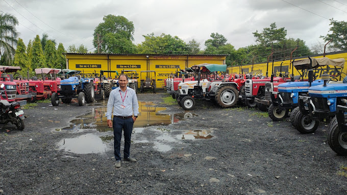 Buying a Used Tractor Feels Different When You&rsquo;ve Actually Sat on One