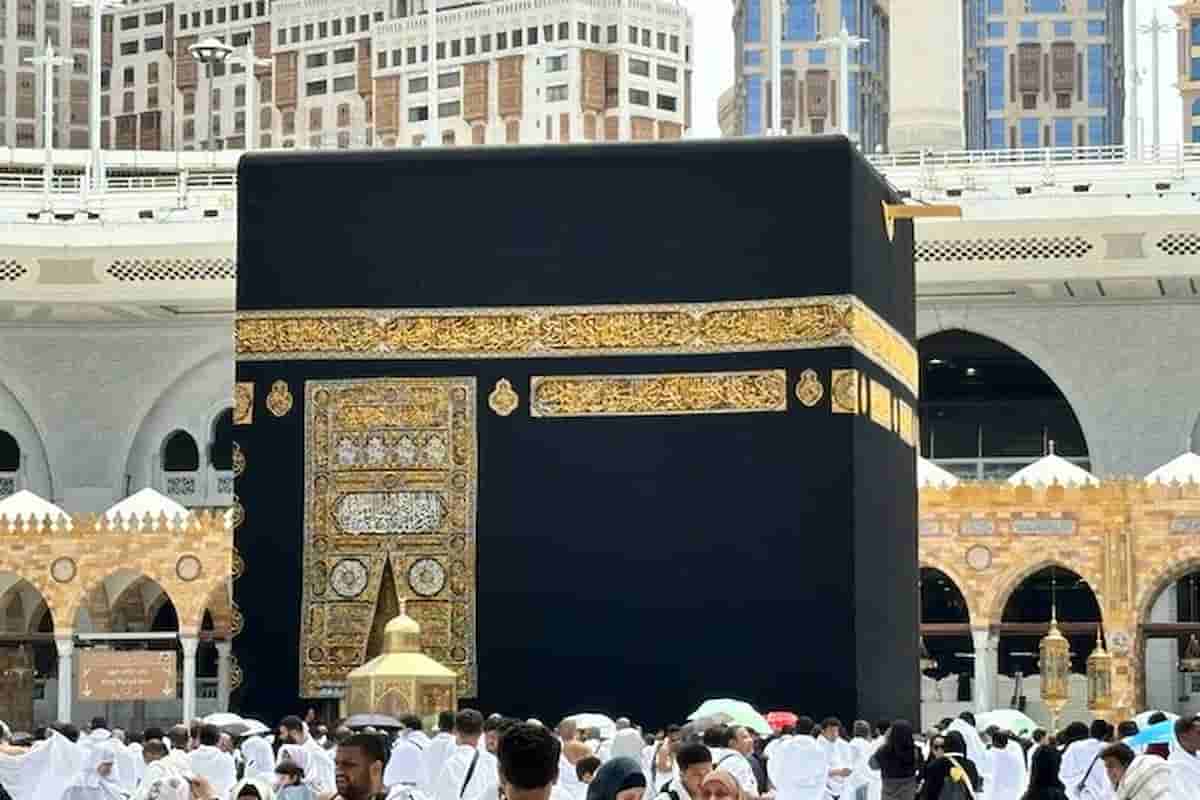 What to Know Before Booking Affordable Umrah Packages