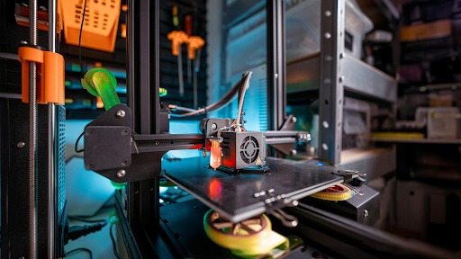 Balancing Cost, Speed, and Quality in Online 3D Printing Decisions