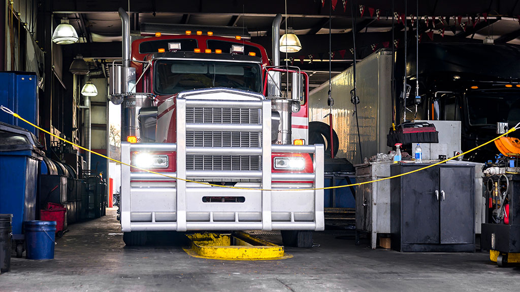 Reducing Downtime with Smart Truck Repair Management Systems