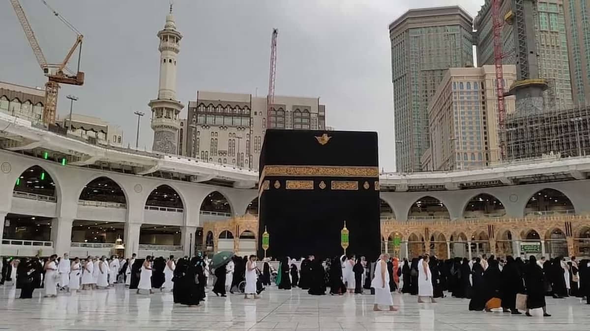 Cheap Umrah Packages from UK with Easy Visa & Flights 2026 